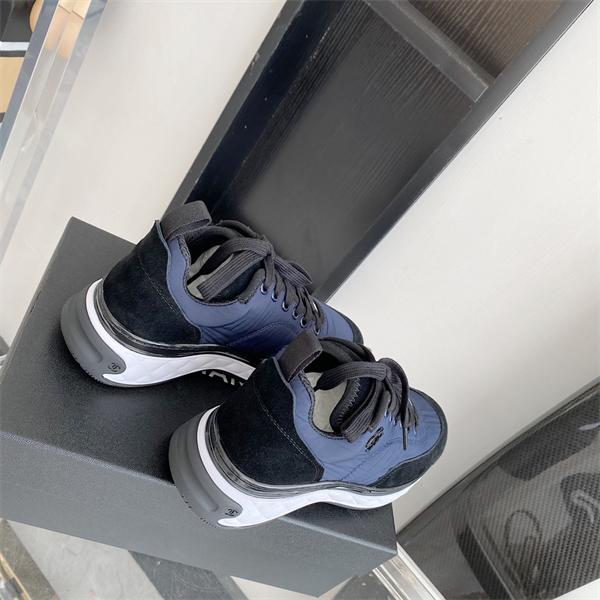 Chanal Sneakers