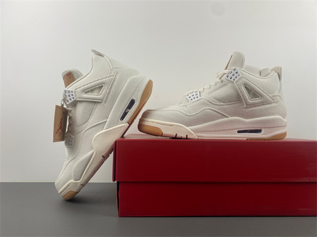 Levi’s x Air Jordan 4 “White” AO2571-100