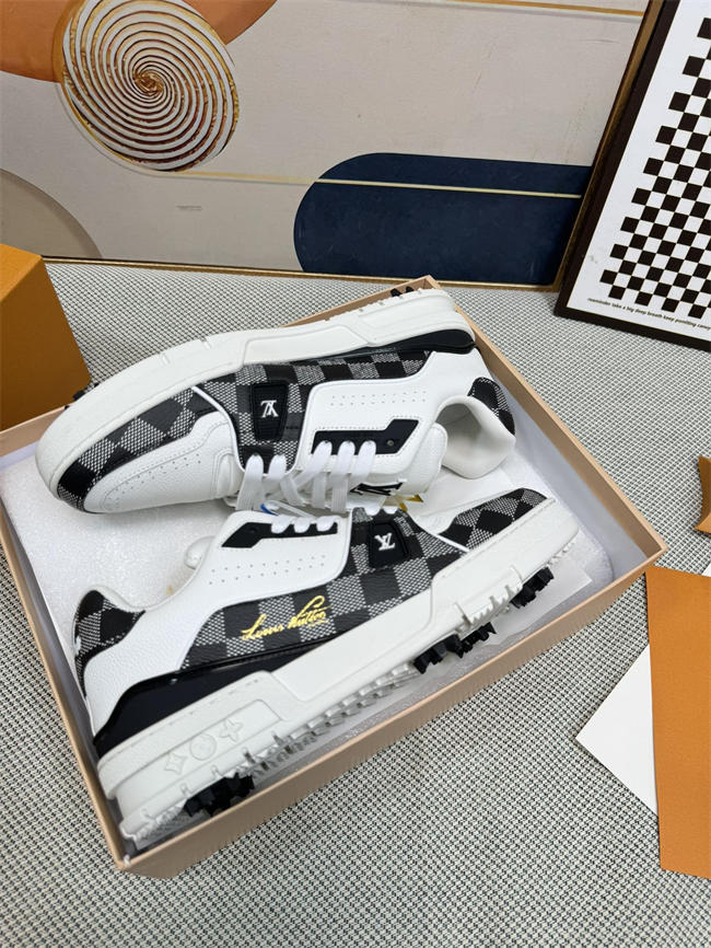 LV Trainer Sneaker