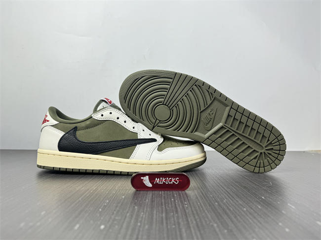 Travis Scott x Air Jordan 1 Low OG DM7866-200