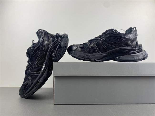 7.5-Ba*len*cia*ga 779066-w3rbxp-1090